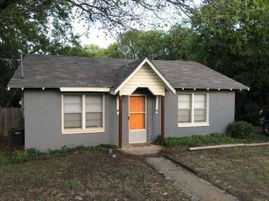 Main picture of 1219 Bernard St