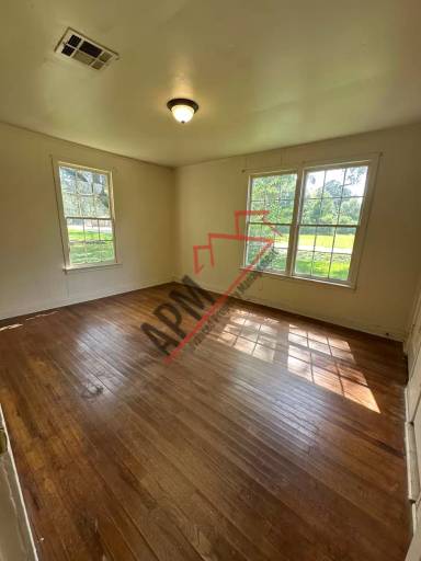 Main picture of 1712 University Ave