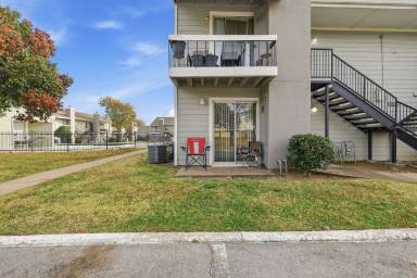 Main picture of 8502 E 66th Pl