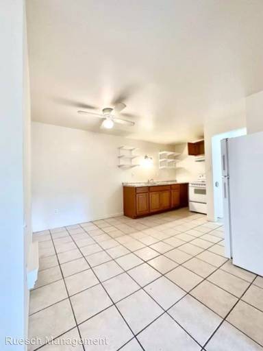 Main picture of 1807 Badger St
