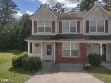 Main picture of 6310 Hickory Lane Cir