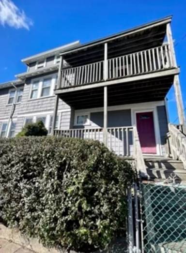 Main picture of 48 Belden St