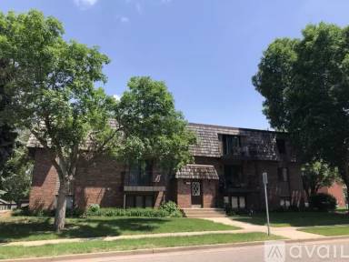Main picture of 3708 S Terry Ave