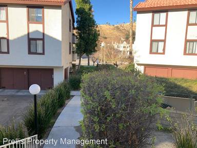 Main picture of 18142 Sundowner Way