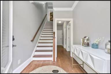 Main picture of 383 16th St NW