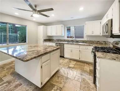 Main picture of 6680 Logan Ave