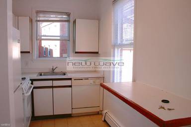 Main picture of 25 Hanover Ave