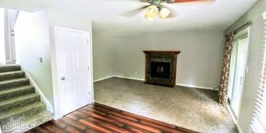 Main picture of 8016 N Walnut Creek Dr