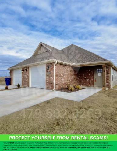 Main picture of 3001 N Conway Dr