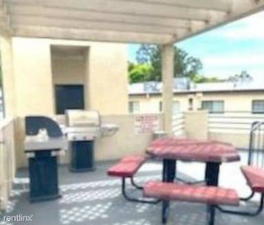 Main picture of 1735 Peyton Ave