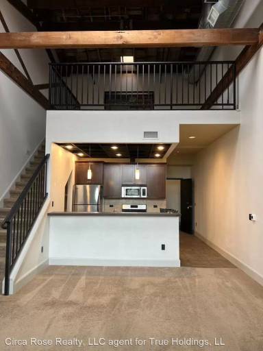 Main picture of 7319 N John Ave