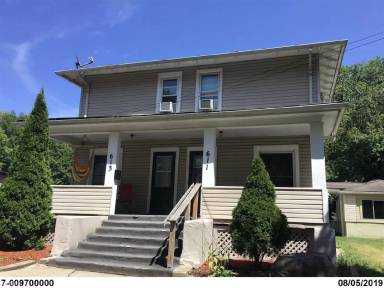 Main picture of 611 Oak St