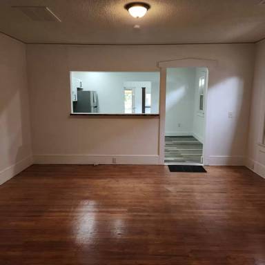 Main picture of 4161 Houston Ave