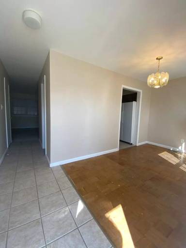 Main picture of 61 Ray Ave