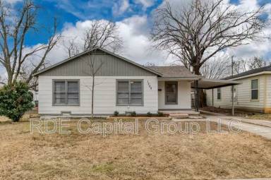 Main picture of 1209 W Boyce Ave