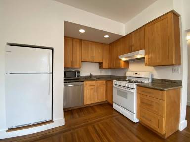Main picture of 1429 Castro St