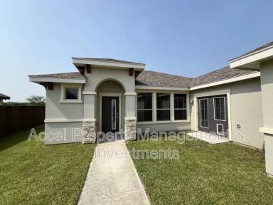 Main picture of 3302 Oriole Dr