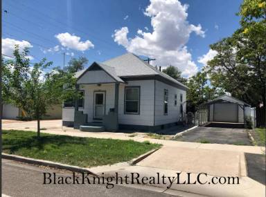Main picture of 623 N 3rd St