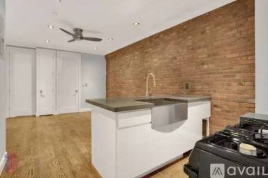Main picture of 653 9th Ave