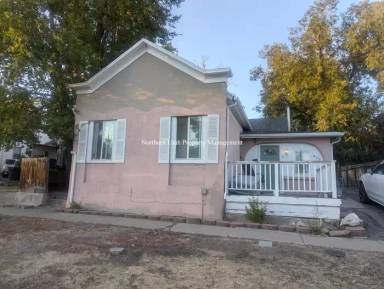 Main picture of 425 E 4th Ave