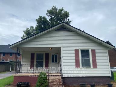 Main picture of 111 W Vance St