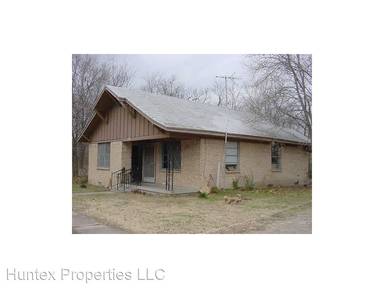 Main picture of 2824 Hemphill St
