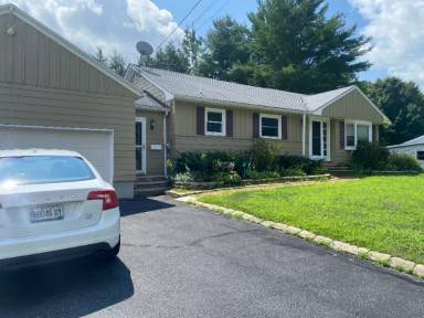 Main picture of 21 Beech St