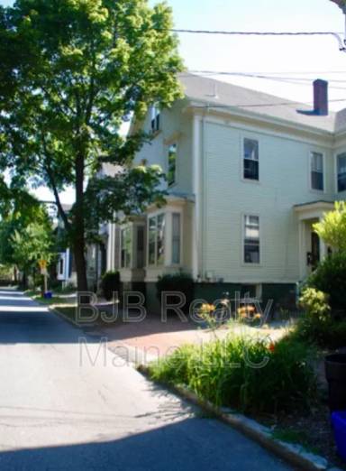 Main picture of 124 Emery St