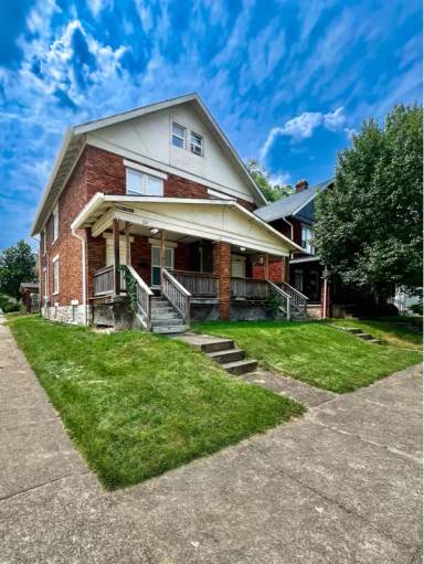 Main picture of 323 Woodland Ave