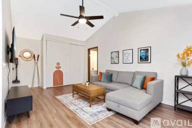 Main picture of 1008 Westbrooke Way