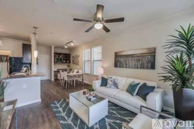 Main picture of 3400 Main St