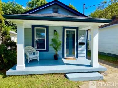Main picture of 2059 May Ave