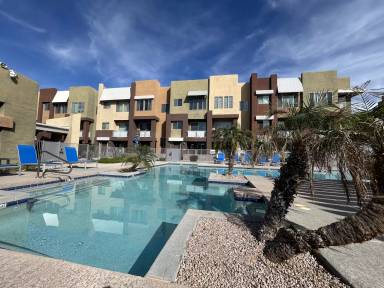 Main picture of Quarter Condos At Westgate