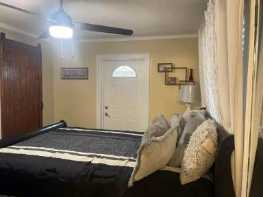 Main picture of 1514 Miami Rd