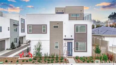 Main picture of 2908 Fisk Ln