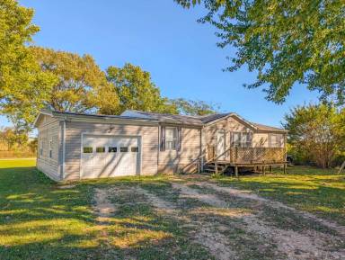 Main picture of 1483 Kemp Rd