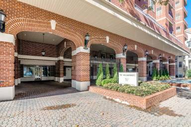 Main picture of Williamsburg Condo