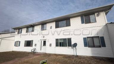 Main picture of 1232 O Avenue Pl NE