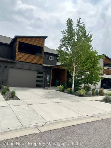 Main picture of 2324 Renee Way