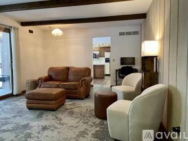 Main picture of 3604 W Country Club Ln