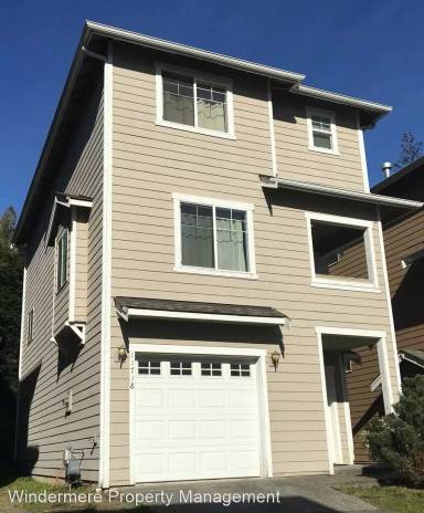 Main picture of 11718 14th Ave W