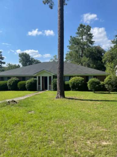 Main picture of 1931 Stuart Ave