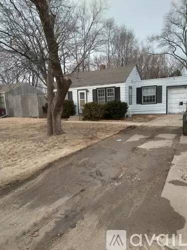 Main picture of 416 Huron Rd