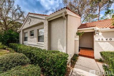 Main picture of 4840 Napoli Ct NE