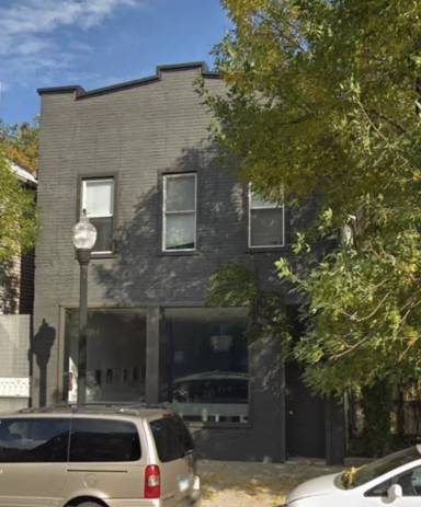 Main picture of 1909 S Halsted St