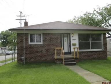 Main picture of 24501 Rosalind Ave