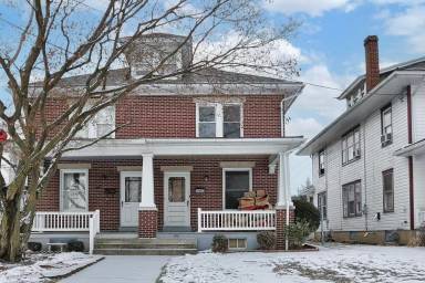 Main picture of 402 W Cherry St