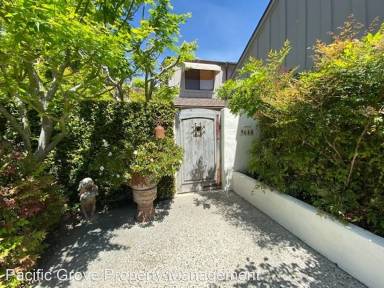 Main picture of 9686 Sycamore Ct