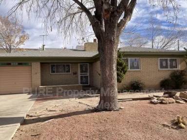 Main picture of 712 Cagua Dr NE
