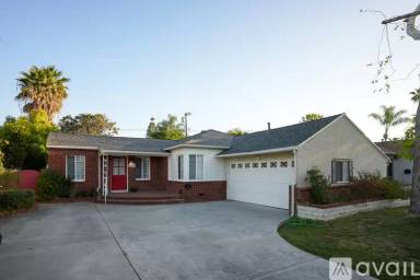 Main picture of 18349 Sylvan St